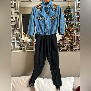 RARE FIND!  VINTAGE 90’s Denim Stirup Pant  pant Jumpsuit! Sz 6!  So so CUTE! 👖👖